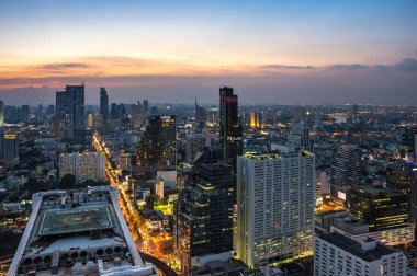 Bangkok, Tayland - 20 Ocak 2017: Gökdelenler orta bölge Bangkok üstten görünüm Sunset'teki, Bangkok, Tayland