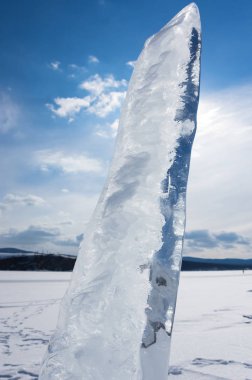 Deniz Baykal, yanında Güney Sibirya, Rusya'da bulunan güç dünyanın en derin ve en büyük tatlı su Gölü buz