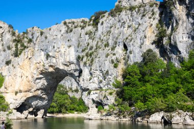 Pont d'Arc bir büyük doğal Ardèche Kanyon, Fransa köprüdür