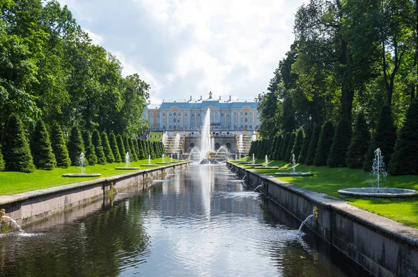 Grand Peterhof Palace Fountains Grand Cascade Peterhof Saint Petersburg Russia — Stock Photo, Image