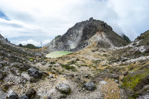 Krater Van Vulkaan Sibayak Het Eiland Sumatra Indonesië — Stockfoto