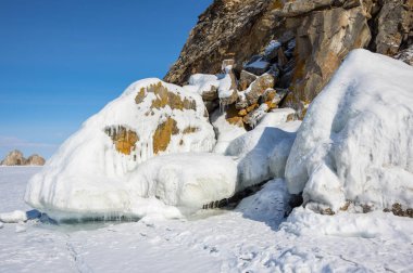 Kışın Deniz Baykal, en derin ve en büyük tatlı su Gölü yanında Güney Sibirya, Rusya'da bulunan güç dünyanın görünümü