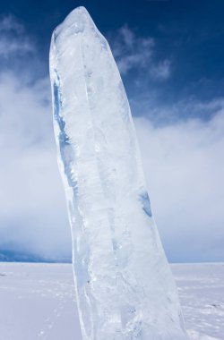Deniz Baykal, yanında Güney Sibirya, Rusya'da bulunan güç dünyanın en derin ve en büyük tatlı su Gölü buz