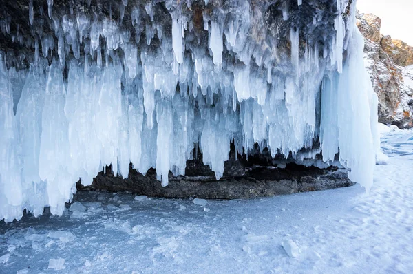 Veduta Dei Ghiaccioli Sul Lago Baikal Siberia Russia — Foto Stock