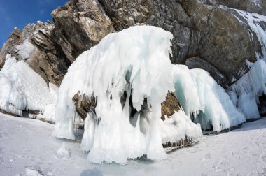 Kışın Deniz Baykal, en derin ve en büyük tatlı su Gölü yanında Güney Sibirya, Rusya'da bulunan güç dünyanın görünümü