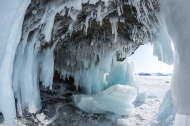 Buz Mağarası adada Baykal Gölü, Sibirya, Rusya Federasyonu