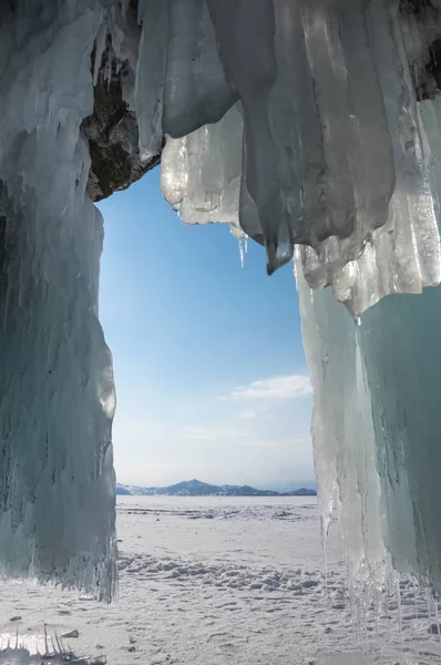 Veduta Dei Ghiaccioli Sul Lago Baikal Siberia Russia — Foto Stock