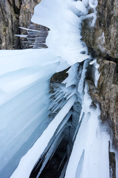 Vista Icicles Lago Baikal Sibéria Rússia — Fotografia de Stock