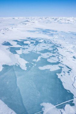 Kışın Deniz Baykal, en derin ve en büyük tatlı su Gölü yanında Güney Sibirya, Rusya'da bulunan güç dünyanın görünümü