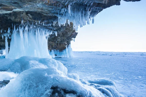 Veduta Dei Ghiaccioli Sul Lago Baikal Siberia Russia — Foto Stock