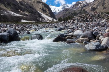 Kabardey-çatışmalar işgalciler, Rusya'nın Kafkasya dağlarının panoramik görünüm
