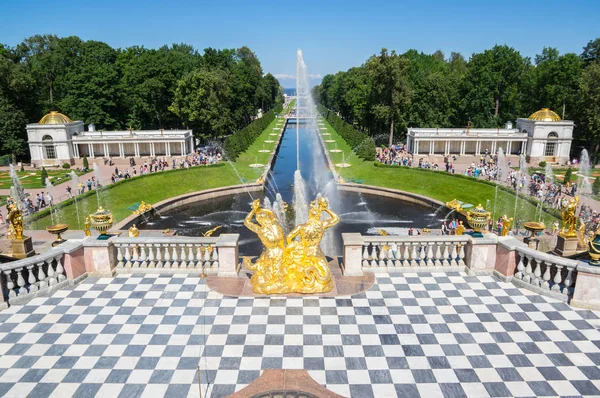 Fontes Grande Cascata São Petersburgo Rússia Conjunto Parque Peterhof Pertence — Fotografia de Stock