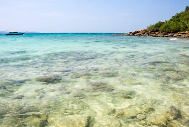 Ko Lan sahil Adası Tayland Körfezi yakınlarında Pattaya, Tayland