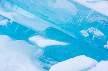 Deniz Baykal, yanında Güney Sibirya, Rusya'da bulunan güç dünyanın en derin ve en büyük tatlı su Gölü buz