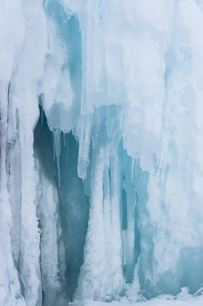 Vista Icicles Lago Baikal Ilha Olkhon Sibéria Rússia — Fotografia de Stock