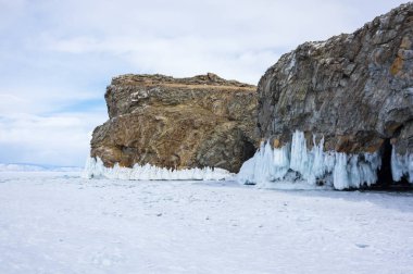 Kışın Deniz Baykal, en derin ve en büyük tatlı su Gölü yanında Güney Sibirya, Rusya'da bulunan güç dünyanın görünümü