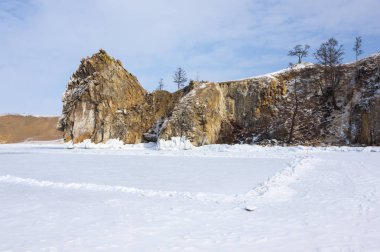 Kışın Deniz Baykal, en derin ve en büyük tatlı su Gölü yanında Güney Sibirya, Rusya'da bulunan güç dünyanın görünümü