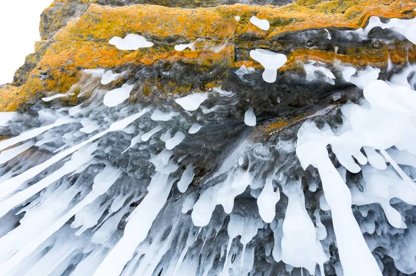 Vista Icicles Lago Baikal Ilha Olkhon Sibéria Rússia — Fotografia de Stock