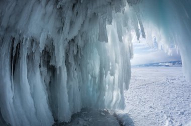 Buz Mağarası adada Baykal Gölü, Sibirya, Rusya Federasyonu