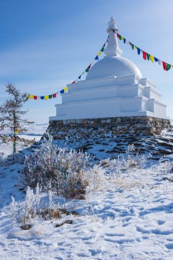 Büyük Uyanışın tüm uğurlu Stupa 'ları, Ogoy Adası, Baykal Gölü, Sibirya, Rusya