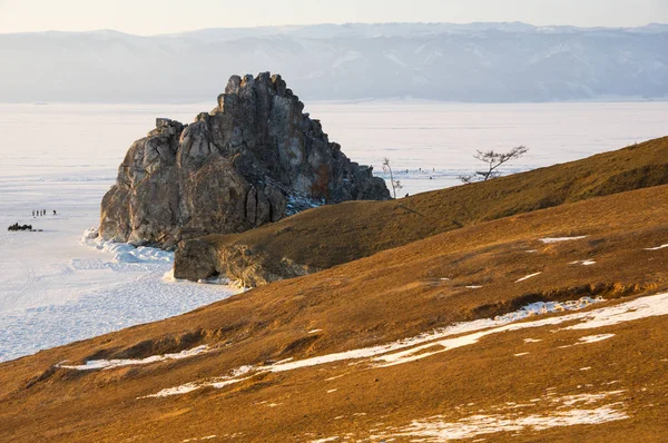 Cabo Burkhan Shaman Rock Isla Olkhon Lago Baikal Siberia Rusia — Foto de Stock