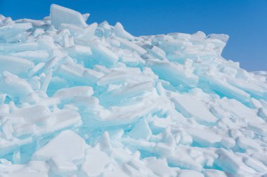 Deniz Baykal, Sibirya, Rusya üzerinde tepecik görünümünü
