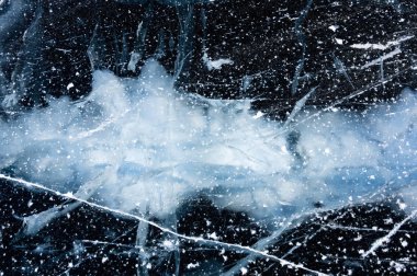 Deniz Baykal, yanında Güney Sibirya, Rusya'da bulunan güç dünyanın en derin ve en büyük tatlı su Gölü buz