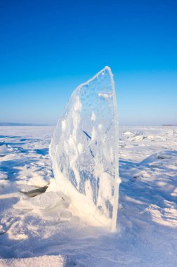 Deniz Baykal, yanında Güney Sibirya, Rusya'da bulunan güç dünyanın en derin ve en büyük tatlı su Gölü buz