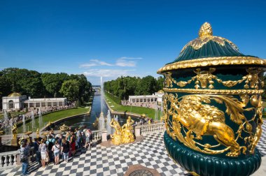 peterhof grand cascade çeşmeler