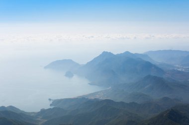 Akdeniz kıyıları.