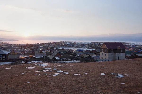 Le village Khuzhir en hiver — Photo