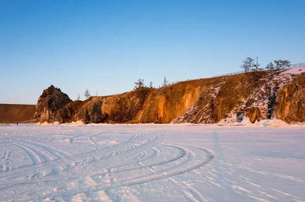 The coast of Olkhon Island — Stock Photo, Image