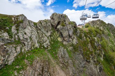 Kafkas Dağları'nın görünümü