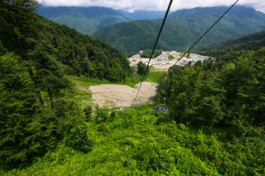 Kafkas Dağları'nın görünümü