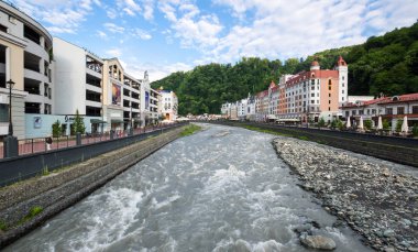 Rosa Khutor dağ Kayak Merkezi Görünümü