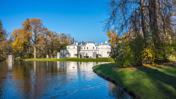 Palácio chinês em Oranienbaum — Fotografia de Stock