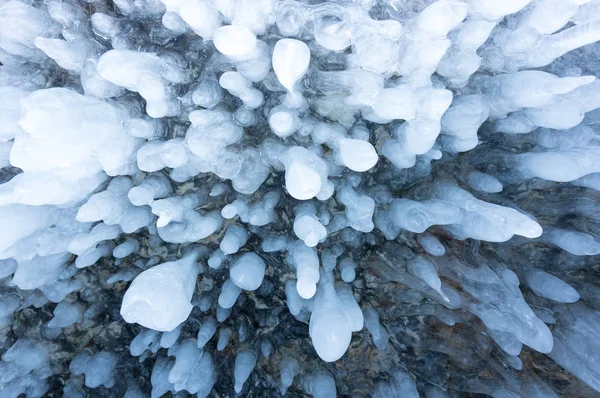 Icicles en el lago Baikal — Foto de Stock