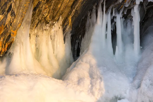 Icicles do Lago Baikal — Fotografia de Stock