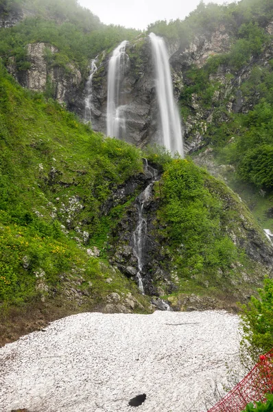 View of the waterfall in Caucasian mountains — Stock Photo, Image