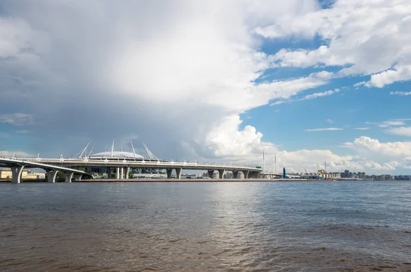 Vue panoramique de Saint-Pétersbourg et du golfe finlandais — Photo