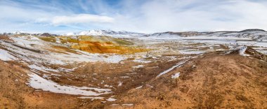 Kışın Altay 'daki Kizil Chin' in manzarası, Sibirya, Rusya