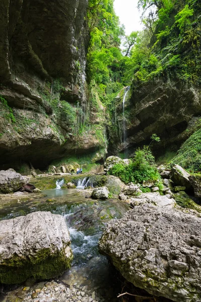 Blick Auf Den Wasserfall Den Kaukasischen Bergen Der Region Krasnodar — Stockfoto