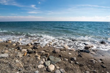 Akdeniz kıyıları Kemer, Antalya ilinin sahil beldesi ve ilçesi Akdeniz kıyısında Türkiye kıyıları