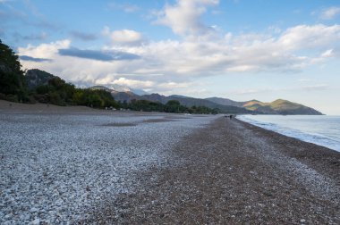 Antalya ilinin Kemer ilçesine bağlı Akdeniz kıyısındaki Cirali plajı manzarası
