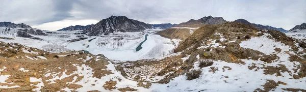 チュヤ川とカトゥン川の合流点 アルタイ シベリア ロシアの有名な旅行先 — ストック写真