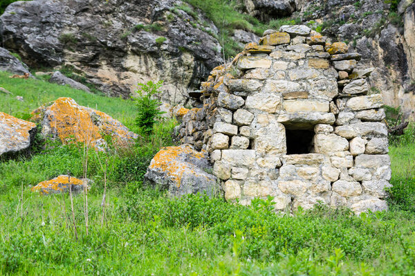 Древний Аланийский некрополь в деревне Дзивгис, Северная Осетия Алания, Россия