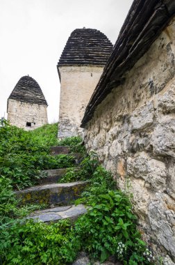 Dargavs Köyü, Kuzey Osetya, Rusya 'da Antik Alanya nekropolü (Ölüler Şehri)