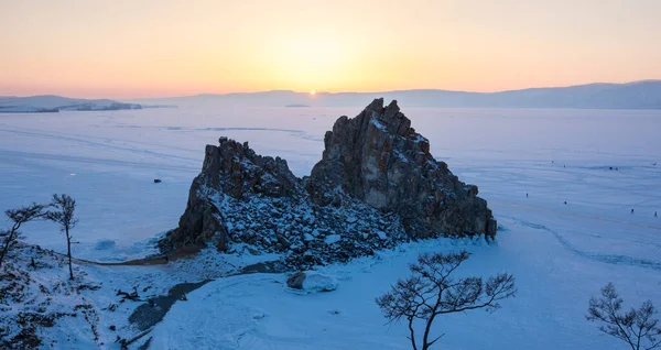 Cabo Burkhan Shaman Rock Isla Olkhon Lago Baikal Siberia Rusia — Foto de Stock