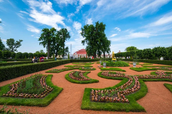 Saint Petersburg Rusko Června 2018 Monplaisir Palace Lower Garden Peterhof — Stock fotografie