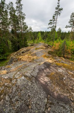 Karelia, Rusya 'daki Hiidenvuori Dağı' nın manzarası.